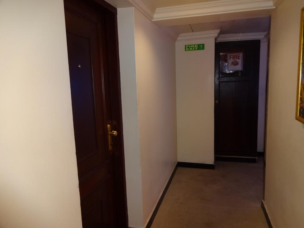 Westway Hotel Kozhikode Extérieur photo