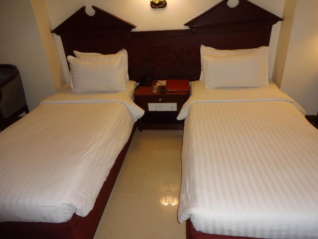 Westway Hotel Kozhikode Extérieur photo