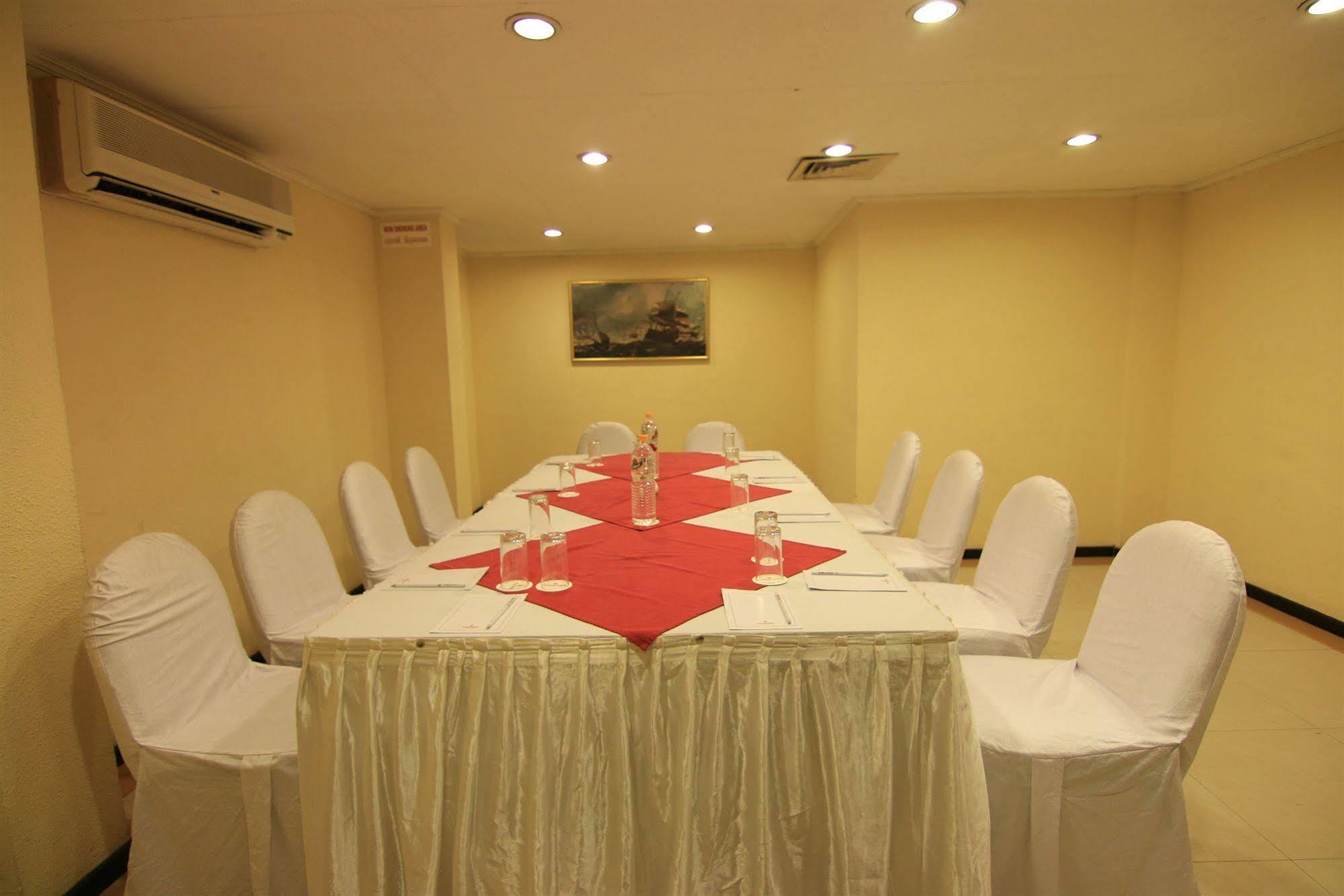 Westway Hotel Kozhikode Extérieur photo