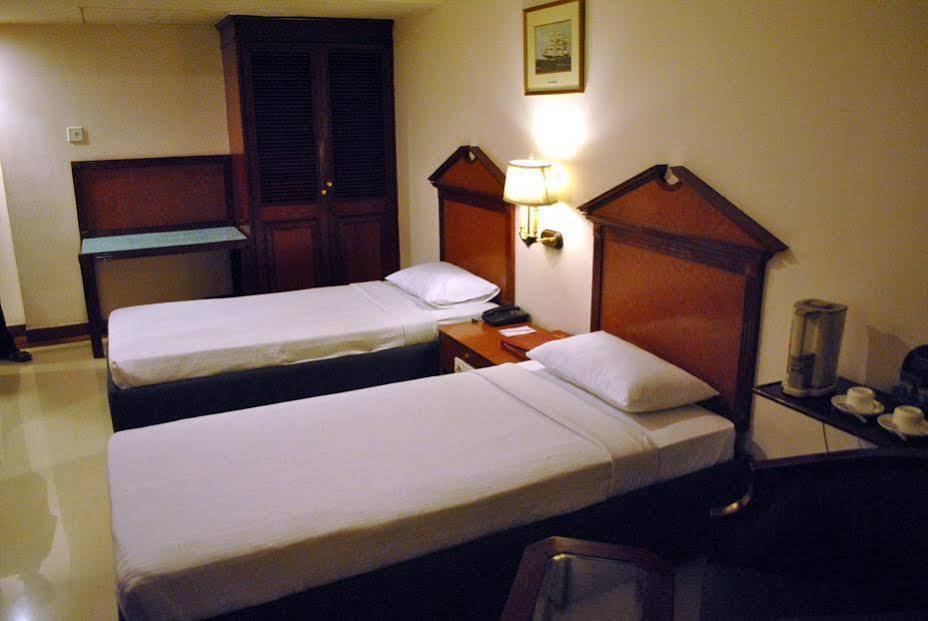 Westway Hotel Kozhikode Extérieur photo